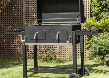 34_+Dual+Zone+Charcoal+BBQ+Grill+with+Liftable+Trays+and+2+Foldable+Side+Table